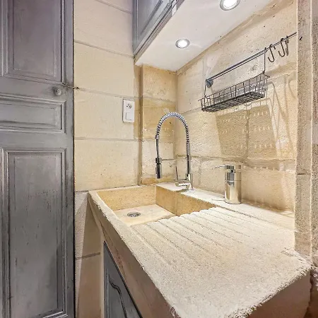 Les Portes Du Chateau Beaucairois * Beaucaire (Gard)