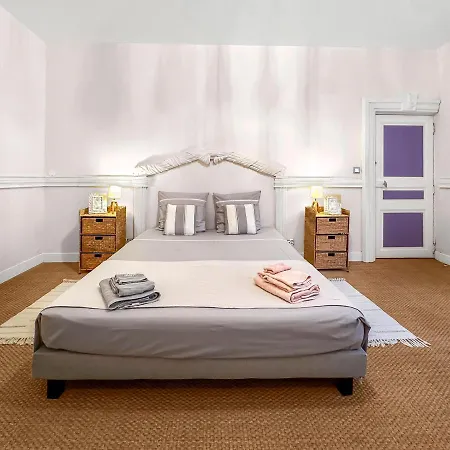 Les Portes Du Chateau Beaucairois Appartamento